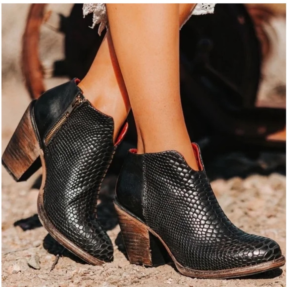 Freebird Detroit, Black Snake Ankle Boots